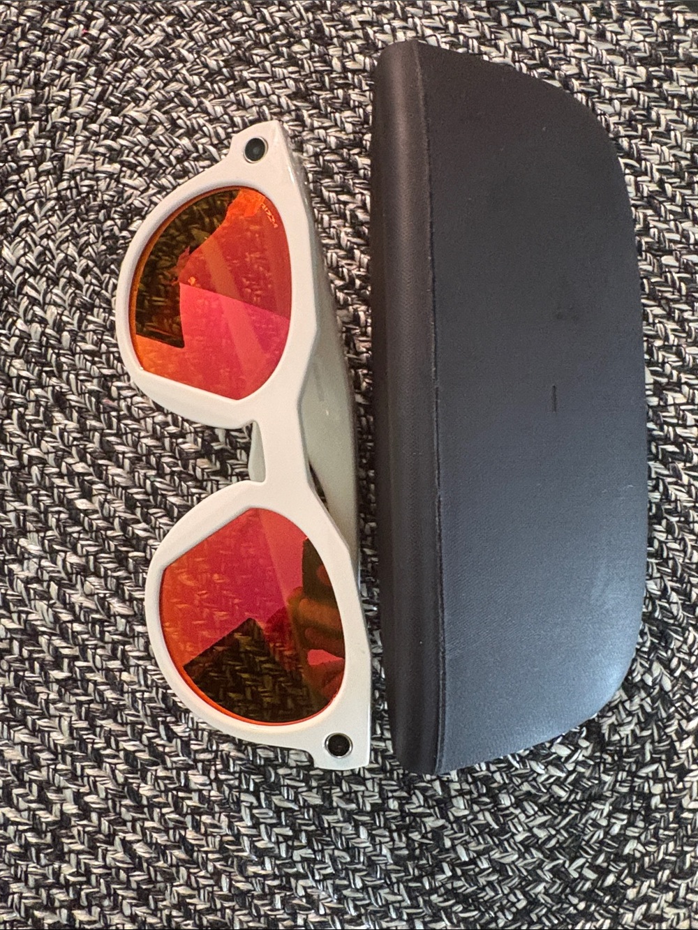 Oakley Meta HSTN smart glasses - Picture 1 of 6
